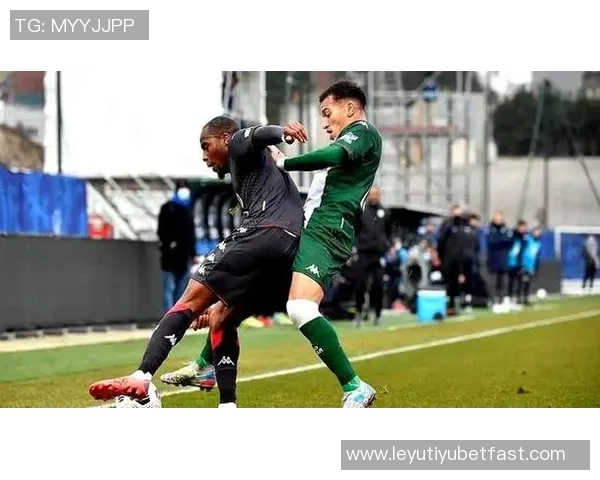 国米密切关注萨索洛中卫穆哈雷莫维奇尤文享有50转会分成 国米密切关注萨索洛中卫穆哈雷莫维奇尤文享有50转会分成