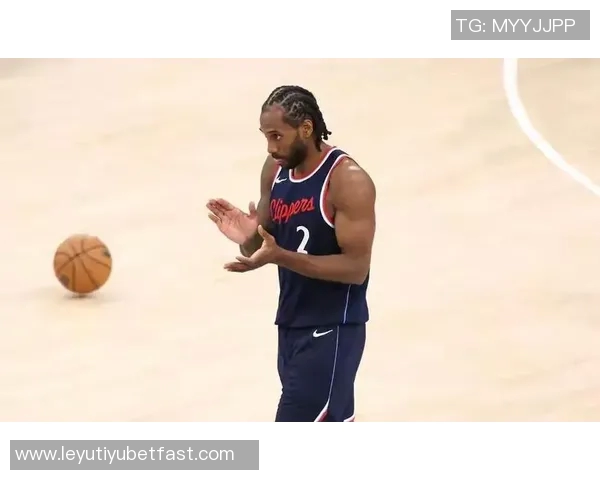 泰伦卢称赞保罗表现出色认为他能有效提升球队攻防实力 泰伦卢称赞保罗表现出色认为他能有效提升球队攻防实力