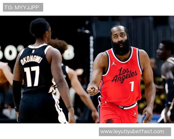 小卡称赞哈登为NBA顶级得分手之一他的实力无人能及